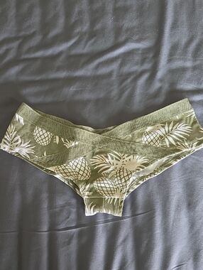 Victoria's Secret PINK Olive and White Low-Rise Hipster With Adorable Pineapples